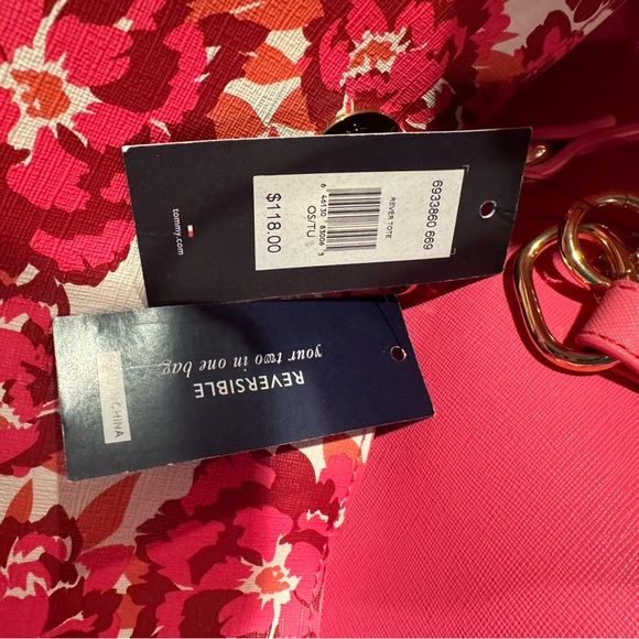 NWT Tommy Hilfiger Reversible Tote - Picture 3 of 5